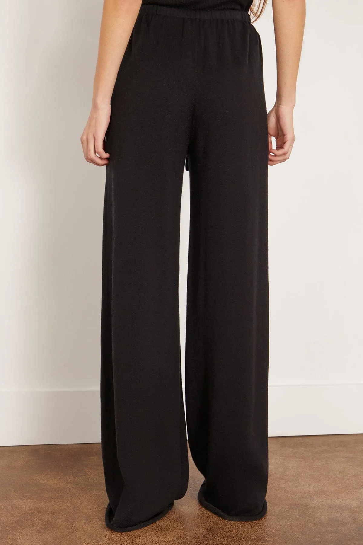 Adler Relaxed Pull on Straight Leg Pant in Black