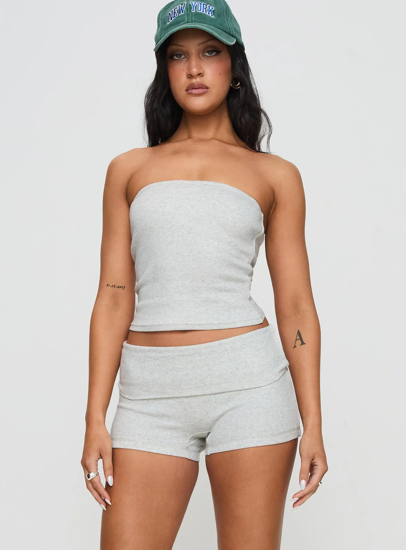 Baseline Low Rise Rib Shorts Grey Marle