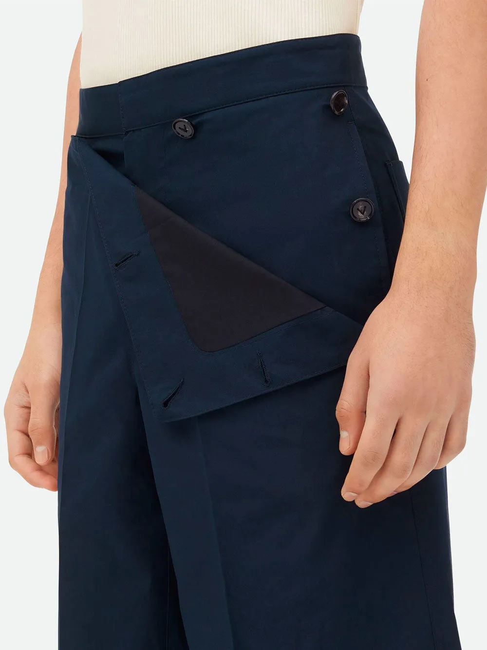 Compact bermuda shorts