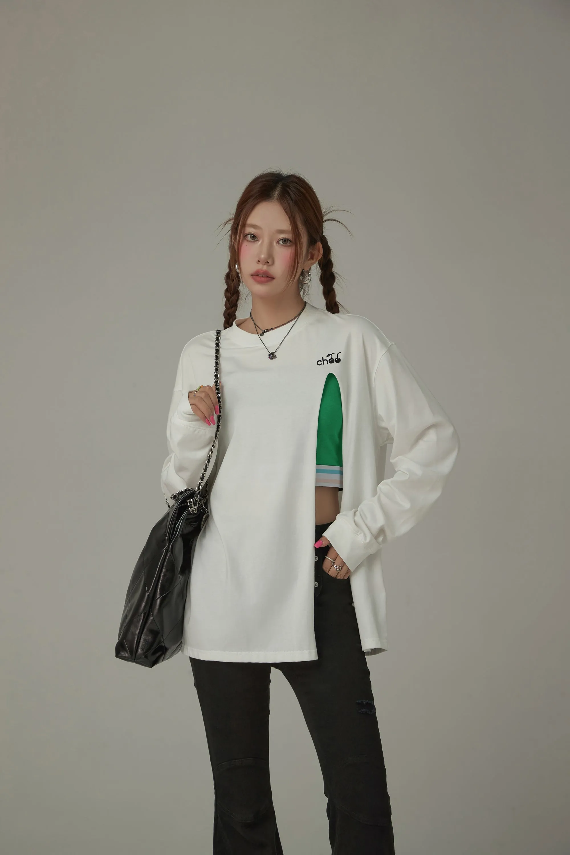 High Slit Boxy Logo Long Sleeve T-Shirt