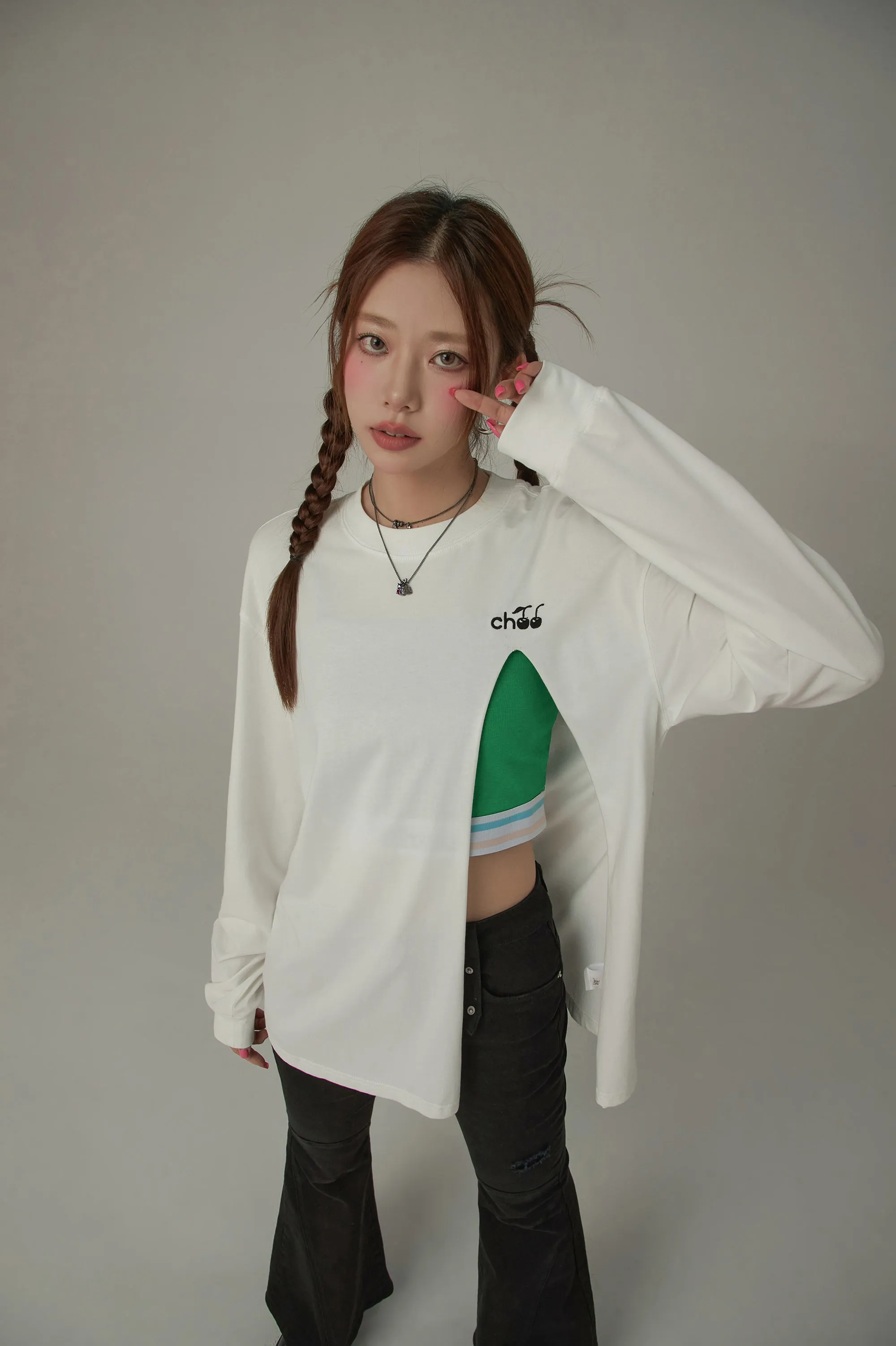 High Slit Boxy Logo Long Sleeve T-Shirt