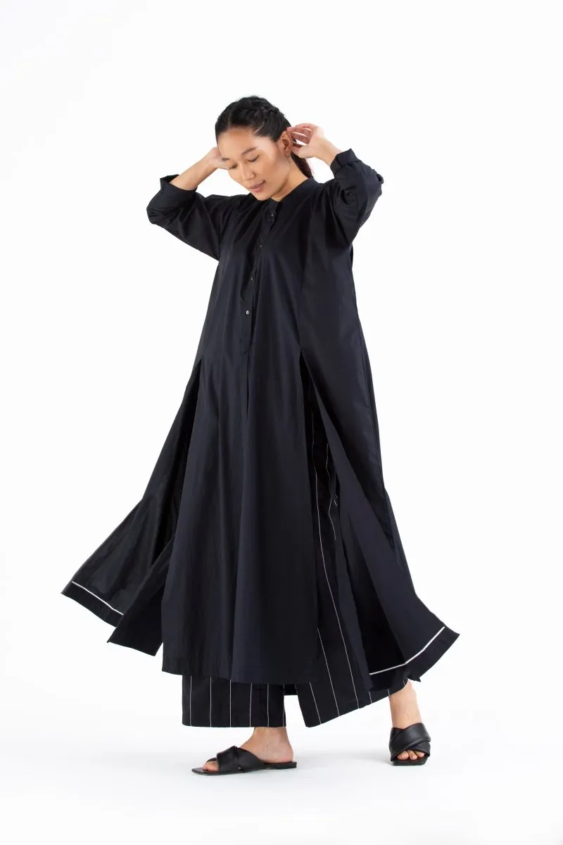 Panel Slit Shirt- Black