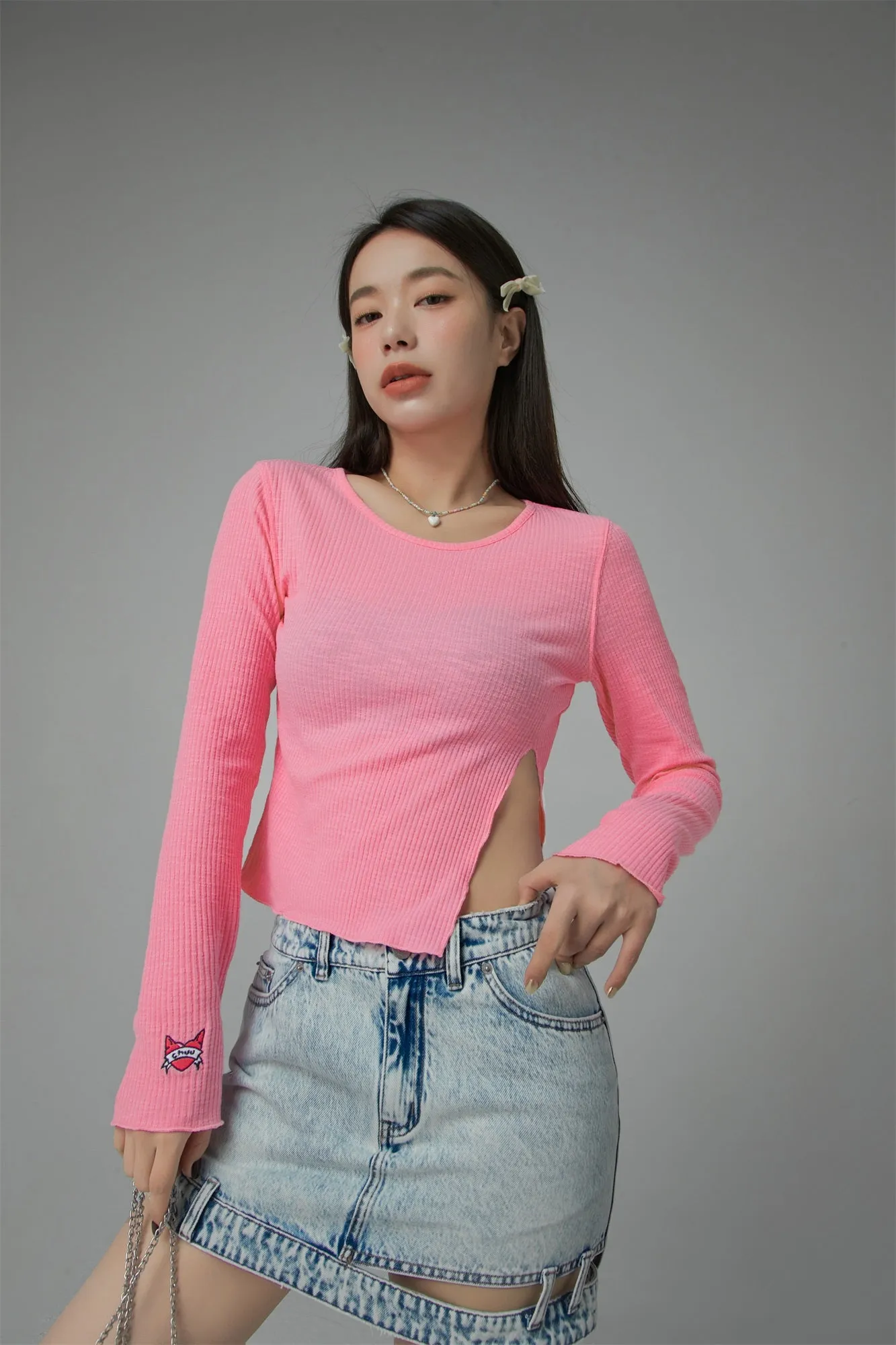 Slim Side Slit Long Sleeve T-Shirt